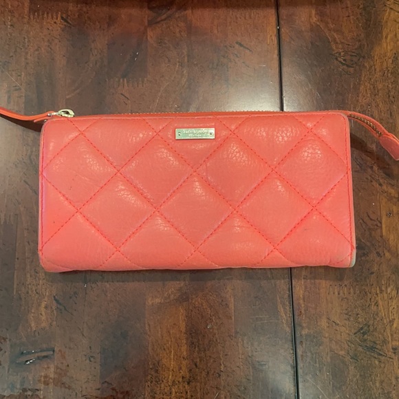 Kate Spade quilted handbag with Matching wallet - Picture 11 of 16